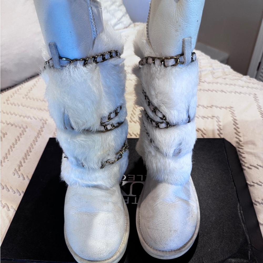 Australia Luxe Collective White Atilla Fur Boots